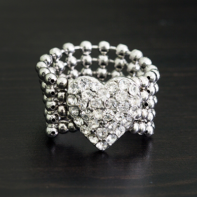 GUESS<sup>&reg;</sup> Stretch Pavé Heart Ring 